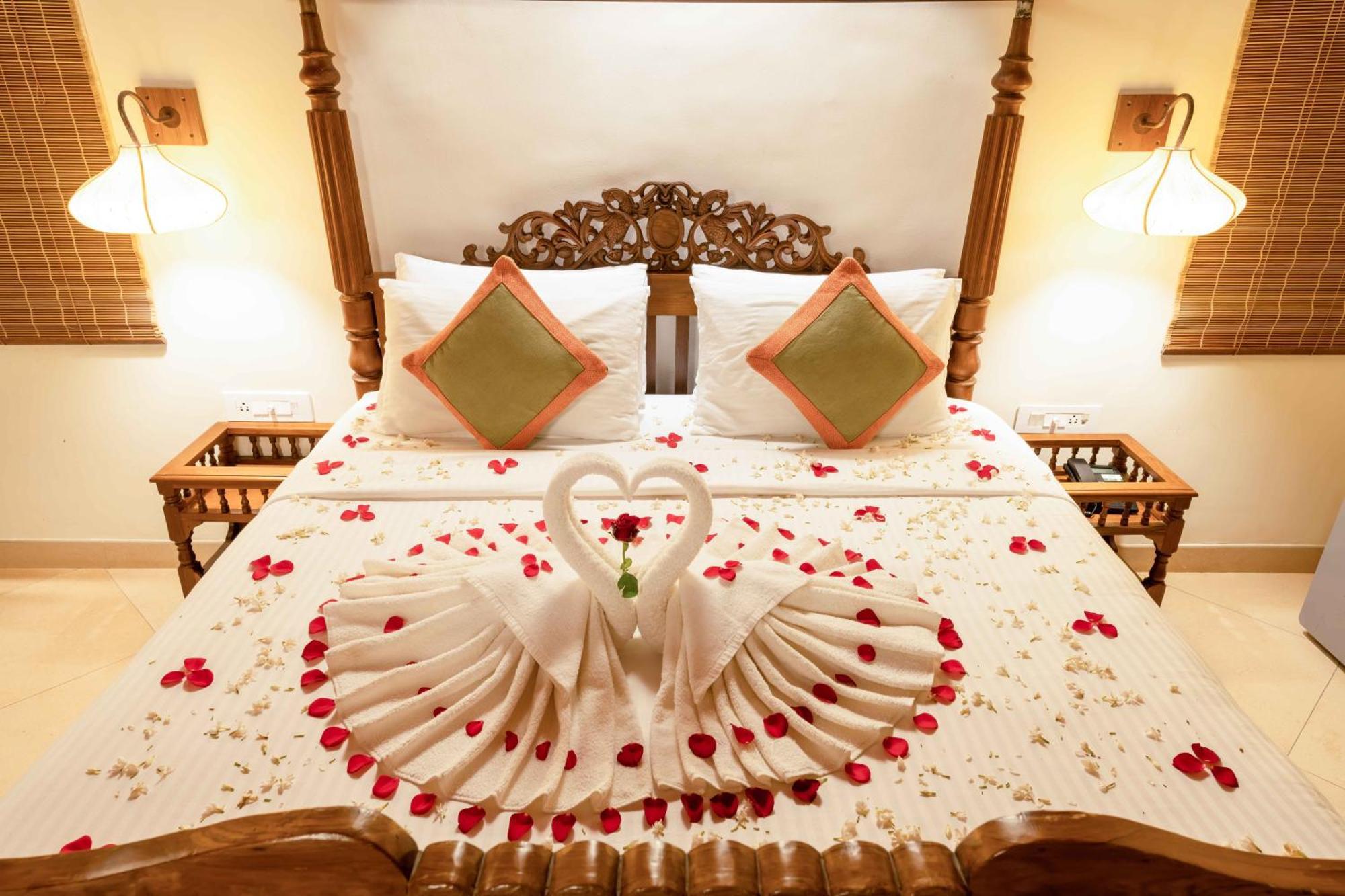Raindrops Resorts Sultan Bathery Eksteriør billede