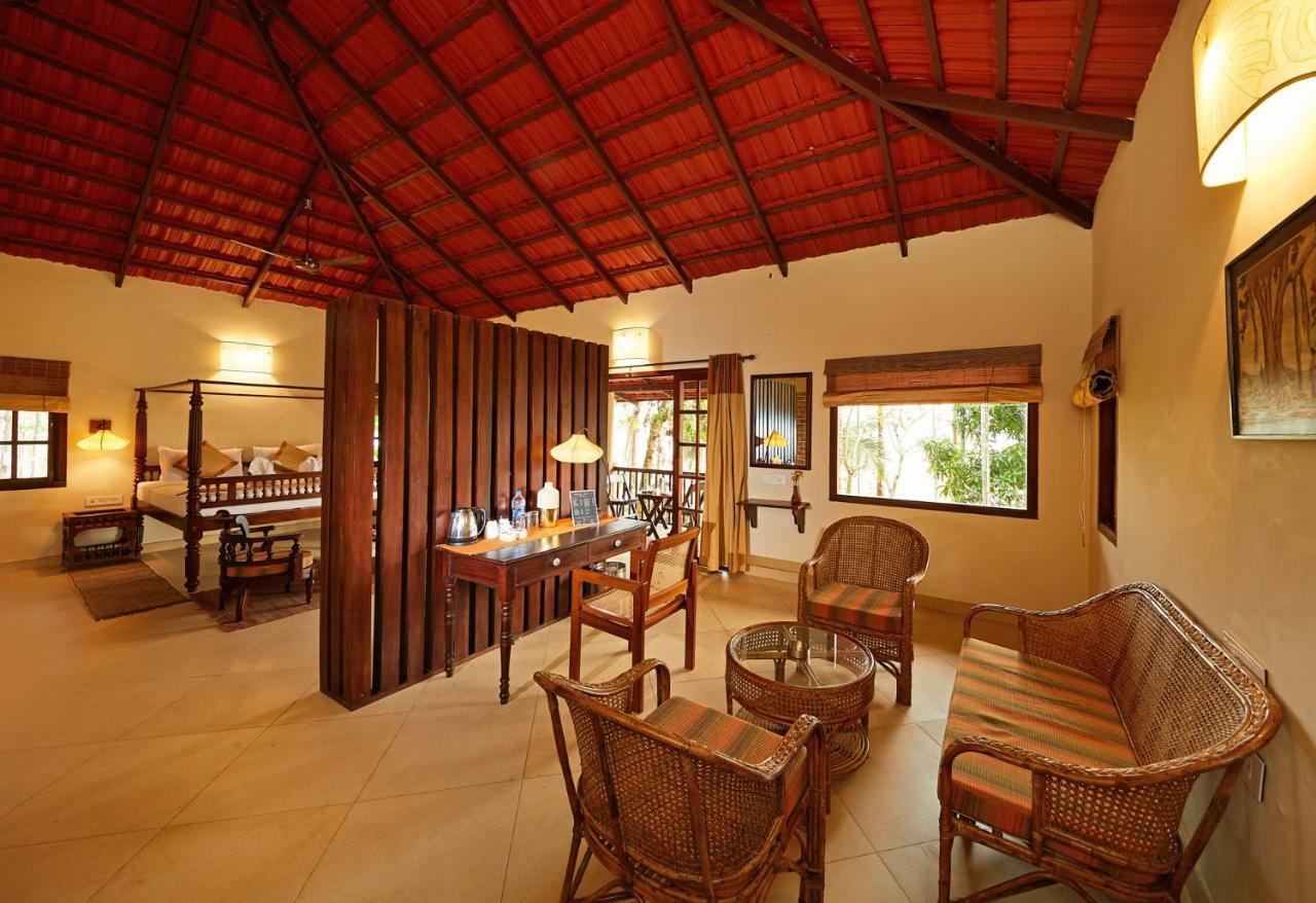 Raindrops Resorts Sultan Bathery Eksteriør billede